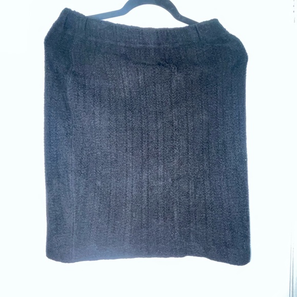 Saint John Collection by Marie Gray 2 piece Skirt Suit - Picture 9 of 16